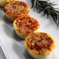 Deep Dish Pepperoni Pizza Deep Dish Pepperoni Pizza