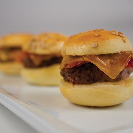 Mini Burger with Bacon & Cheddar Cheese Mini Burger with Bacon & Cheddar Cheese